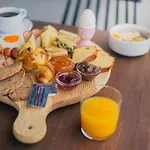 Kyani Akti Hotel 3*