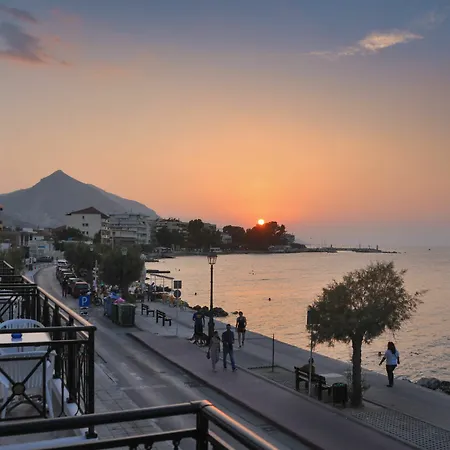 Hotel Kyani Akti 3*