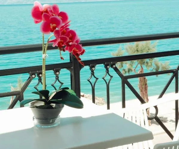 Kyani Akti Hotel