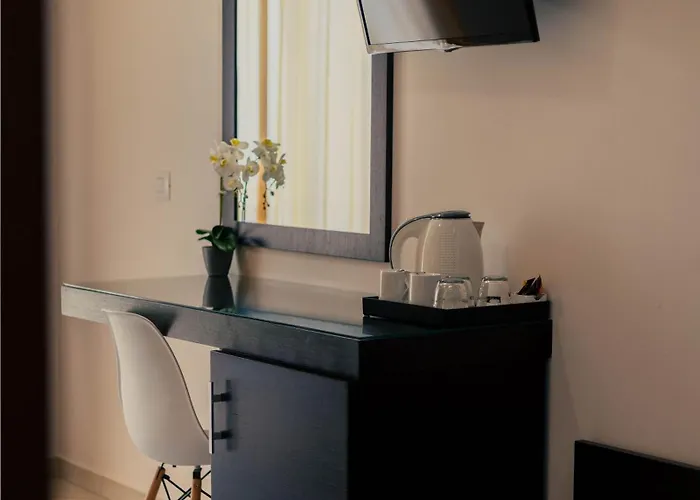 Ξενοδοχείο Kyani Akti 3*